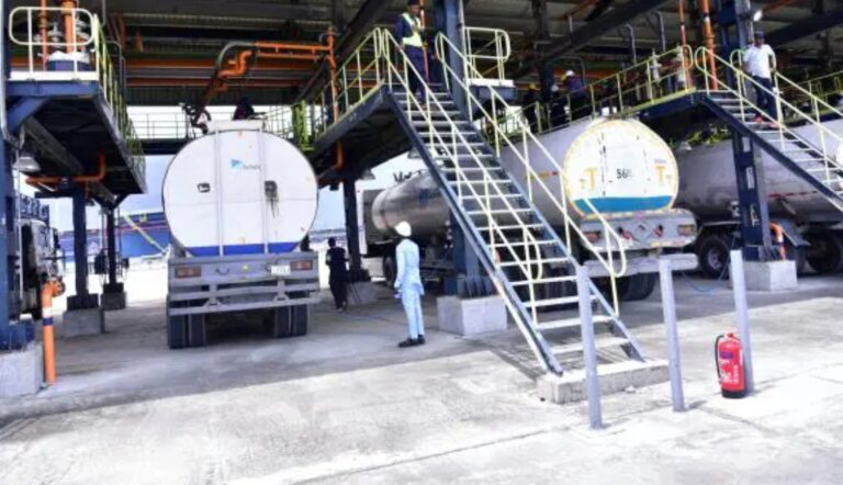 Dangote Refinery Halts Petrol Sales in Naira as Union Suspends Crude, Gas Supply Over Sack of Worker