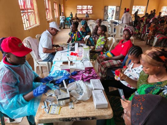 Makinde, Wife Organise Free Medical Outreach for Pregnant Women in Idanre