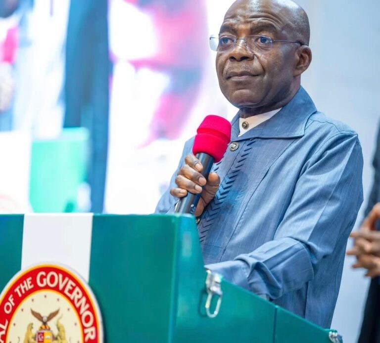 Otti Offers Automatic Jobs, Scholarships to Abia Varsity First-Class Graduates