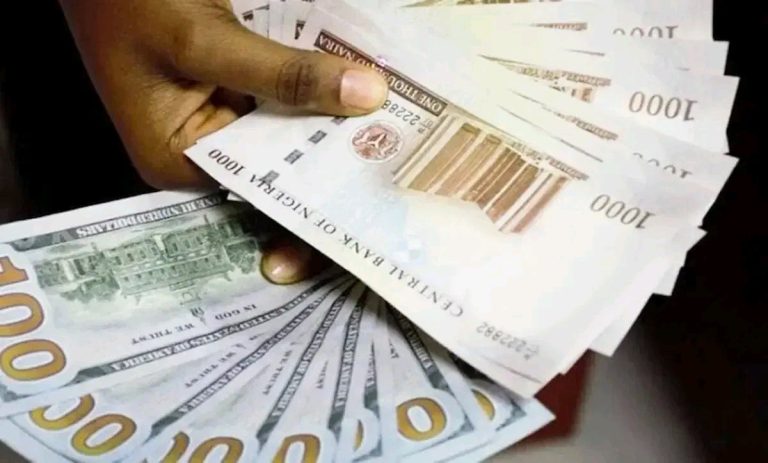 Naira Holds Steady at Official Market as Dollar Sells for ₦1,420 in Parallel Market